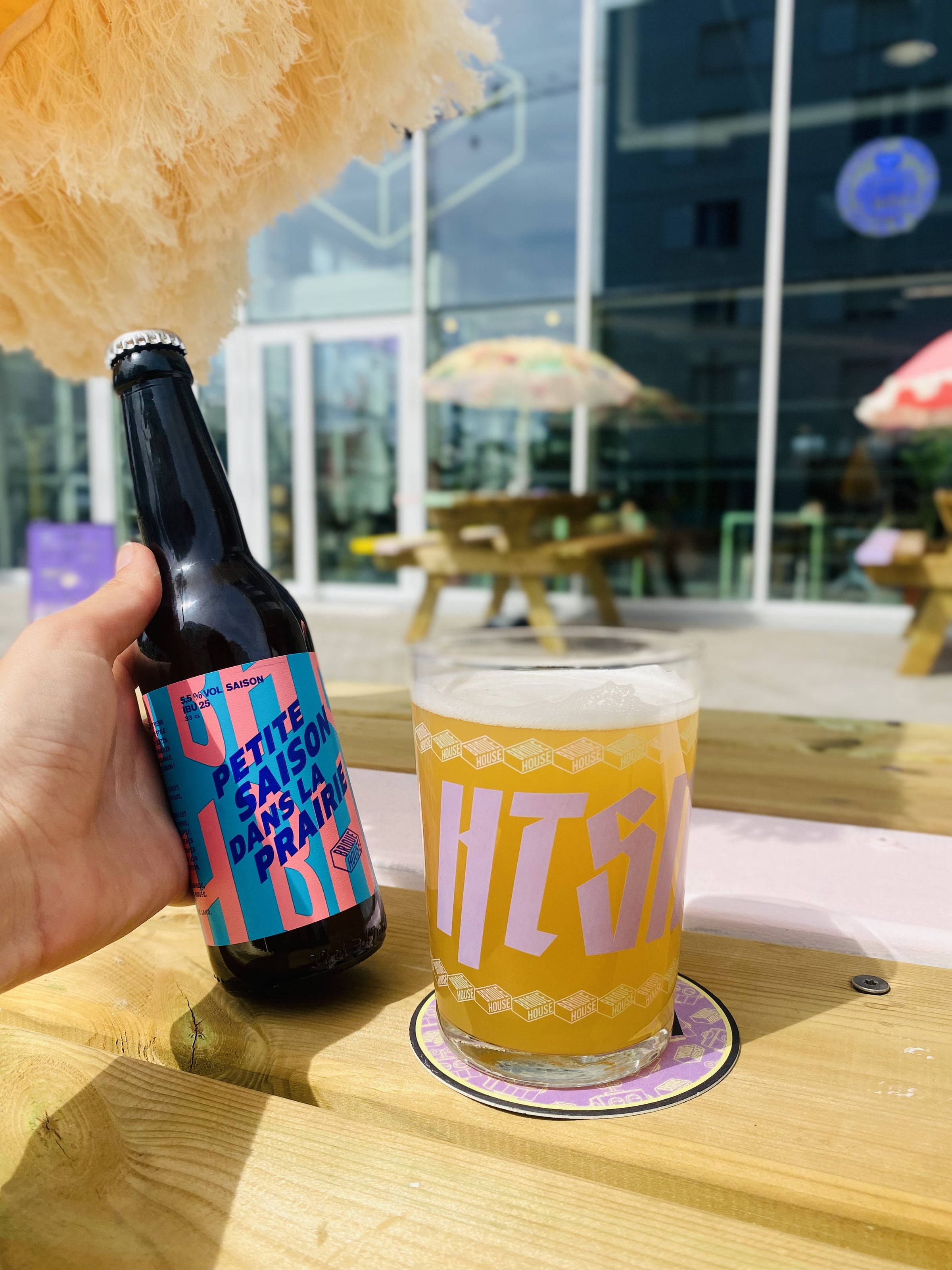 Lot Studentika : Tireuse à Bière, Photo, écharpe - Collection Franchise Allemande
