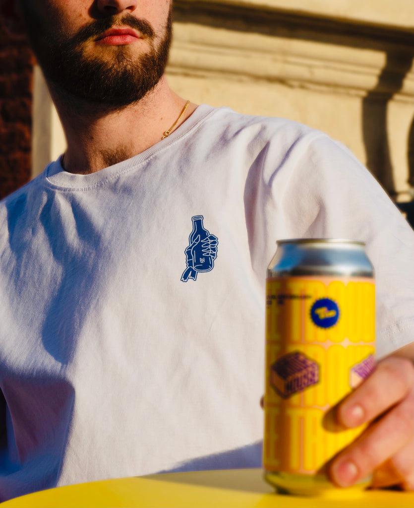 T-shirt brique house avec logo : beer or die au dos et à l'avant. Parfait en festival de bières pour soutenir une brasserie artisanale.